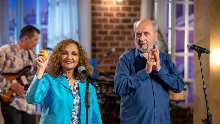 Μουσικό Κουτί | Η Γλυκερία και ο Πέτρος Βαγιόπουλος θυμούνται τον Μανώλη Ρασούλη