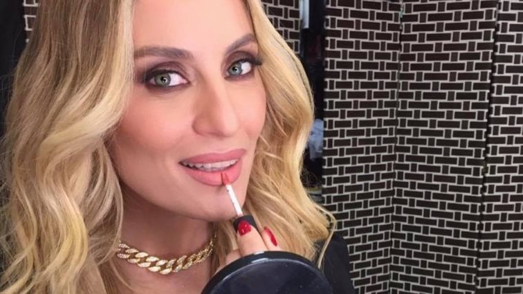 Η Ελεονώρα Μελέτη σε σπάνια φωτογραφία με την κόρη της