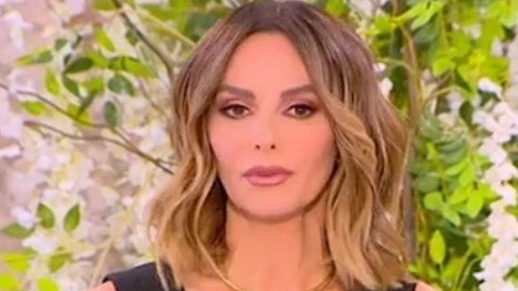 Η Μπέττυ Μαγγίρα στηρίζει την Ιωάννα Μαλέσκου: "Το τραβήξαμε και εμείς λίγο παραπάνω"