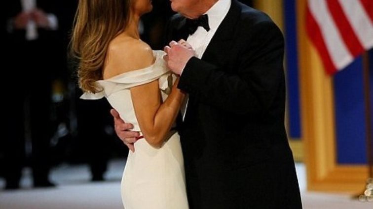 Donald – Melania Trump
: Ο πρώτος χορός του νέου Προεδρικού ζεύγους