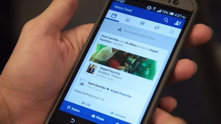 Facebook: Πώς θα φέρει το τέλος των smartphones;
