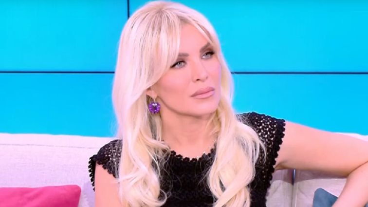 Κατερίνα Καινούργιου: "Οι γονείς μου του είχαν τέτοια αδυναμία, με έβαζαν από μικρή"