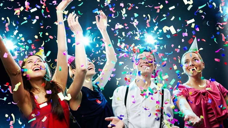 Το Πάρτι Δεν Σταματά: Πώς να διασκεδάζεις καλύτερα ολόκληρη τη νέα χρονιά;