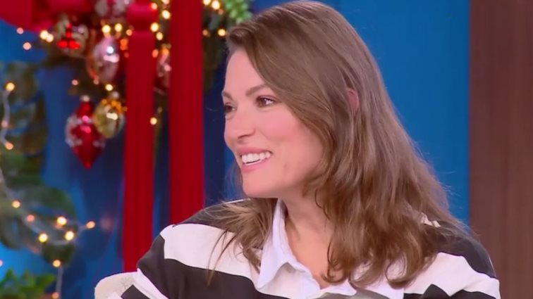 Βίκυ Καγιά: &quot;Η κόρη μου είναι σαν αγγελούδι αλλά δεν είναι - Ο μικρός είναι πιο πολύ Ηλίας&quot;