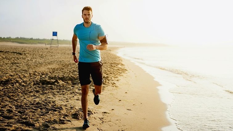 Η αερόβια προπόνηση που πρέπει να πάρεις μαζί σου και στις διακοπές
: Κι όμως ακόμη και στο νησί μπορείς να γυμνάζεσαι