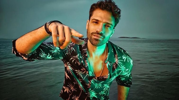 Αποκάλυψη! : Καν&#39; το όπως ο Αργυρός! Ποια διάσημη τραγουδίστρια έκλεισε συνεργασία με τον δημιουργό των hits του;