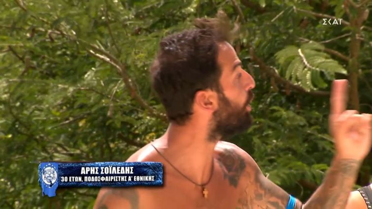 Survivor | Ο Άρης Σοϊλέδης το έριξε στα... αγγλικά: "Αφού δεν καταλαβαίνει ελληνικά ο άνθρωπος"