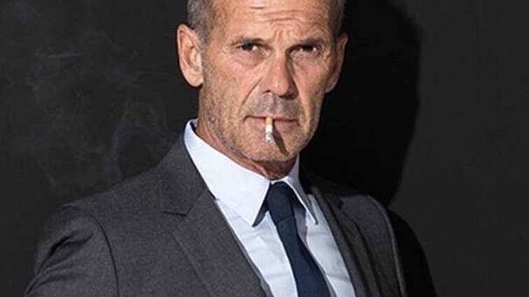 Πέτρος Κωστόπουλος: Στον Βόλο για το τελευταίο «αντίο» στη μητέρα του