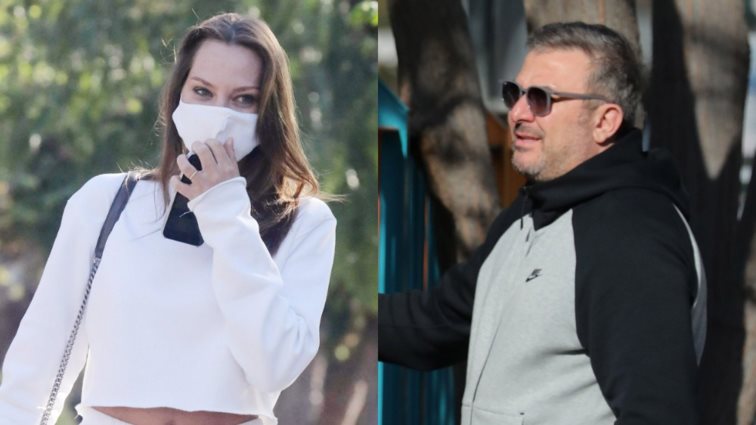 Ο Αντώνης Ρέμος και η Υβόννη Μπόσνιακ σε paparazzi στιγμιότυπα με την κόρη τους