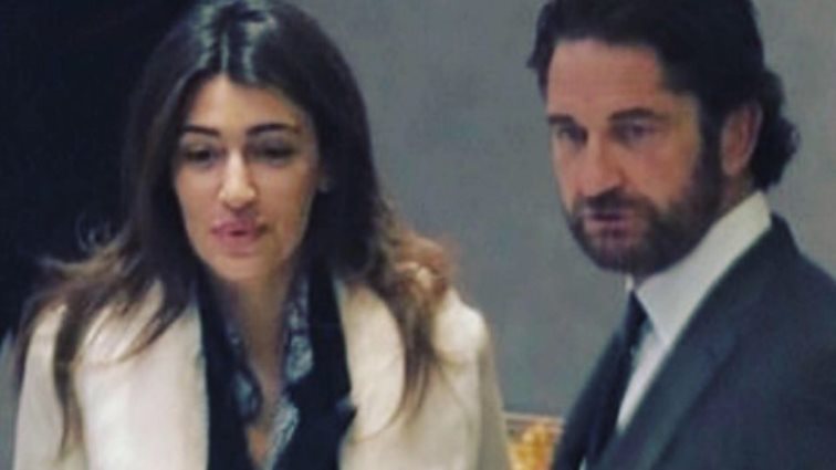 Σοφία Χαρμαντά &amp; Gerard Butler: Πως θα περάσει τα Χριστούγεννα το διάσημο ζευγάρι