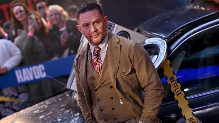 Γιατί κανείς δεν μοιάζει περισσότερο με James Bond από τον Tom Hardy