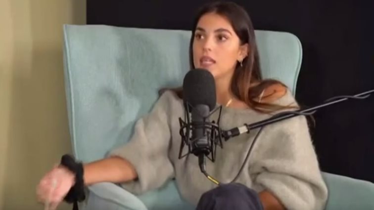 Η Άννα Μαρία Βέλλη συγκλονίζει: "Έφαγα ξύλο, το κεφάλι στα πλακάκια, καρούμπαλα"