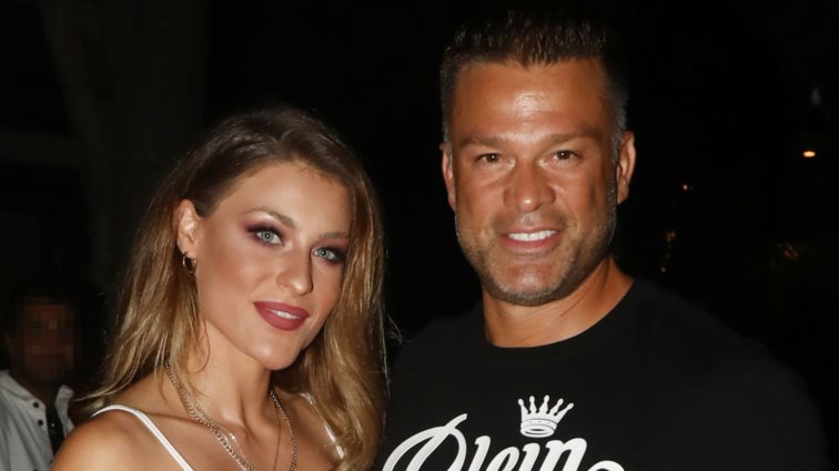 Κώστας Σόμμερ &amp; Βαλεντίνη Παπαδάκη | Έγιναν γονείς για πρώτη φορά!