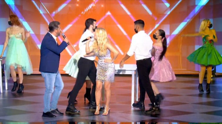 J2US | Η Άννα-Μαρία Ψυχαράκη ερμήνευσε Αλίκη Βουγιουκλάκη - Γιατί δεν έπεισε τους κριτές;