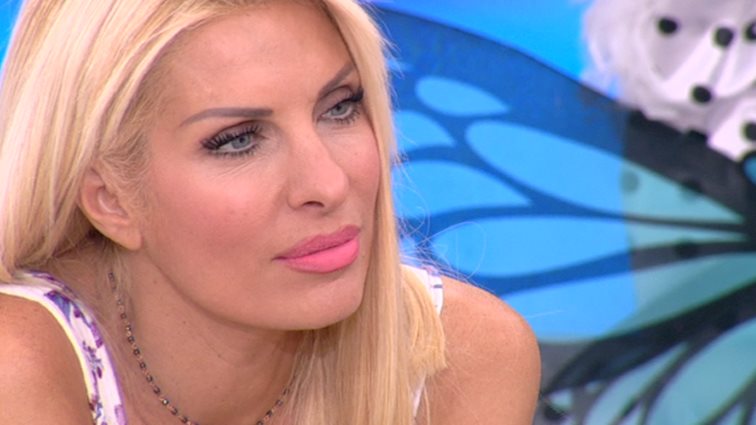 Ελένη Μενεγάκη: Πού θα βρεθεί το τριήμερο της Πρωτομαγιάς;