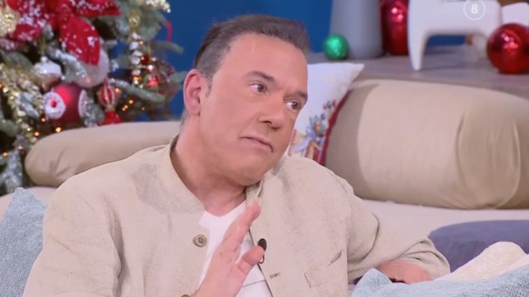 Ποσειδώνας Γιαννόπουλος: "Η μητέρα μου έδειχνε να αποδέχεται τη σεξουαλικότητά μου. Ο πατέρας μου όχι"