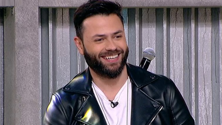 Καλό Μεσημεράκι: Ο Πέτρος επέστρεψε! Δείτε την είσοδό του στο πλατό &amp; την αντίδραση του Μουτσινά