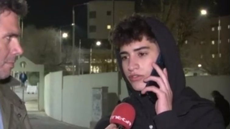 Τραγωδία στα Τέμπη: Συγκλονίζει ο Άγγελος που κατάφερε να σώσει 16 ανθρώπους - &quot;Ήταν πύρινη κόλαση, δεν υπήρχε οξυγόνο&quot; [βίντεο]