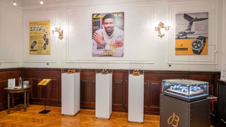 Esquire Townhouse Athens: Ταξίδι στον χρόνο με την Breitling