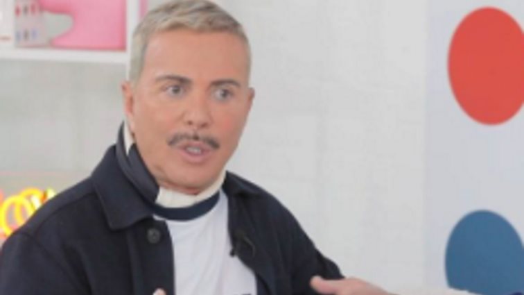 Λάκης Γαβαλάς: "Το Κράτος θα έπρεπε να μου έχει ζητήσει συγγνώμη για αυτά που μου έχει κάνει"