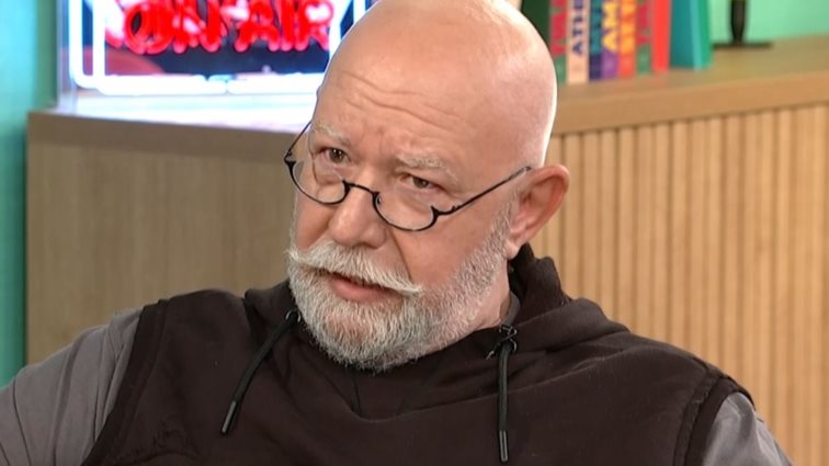 Μάριος Βουτσινάς: &quot;Δεν είχα έναν μ@λάκα πατέρα, είχα έναν άνθρωπο που δεν μπορούσε να είναι πατέρας&quot;