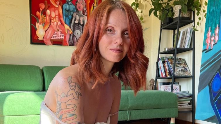 Απόπειρα βιασμού σε δημοσιογράφο: "Μου έκανε κεφαλοκλείδωμα, έχασα τις αισθήσεις μου", περιγράφει έντρομη η Ελπινίκη Χαγιά