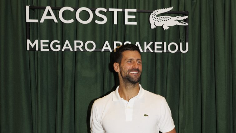 Ο GOAT και Χρυσός Ολυμπιονίκης Νόβακ Τζόκοβιτς στο νέο κατάστημα LACOSTE στο Μέγαρο Αρσακείου