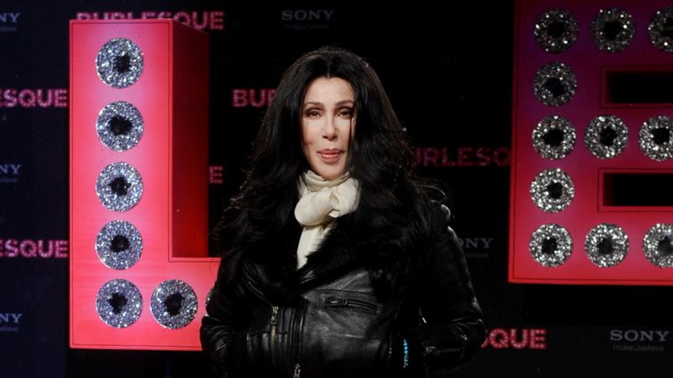 Η Cher αποκάλυψε τη δυσάρεστη εμπειρία των 3 αποβολών της σε ηλικία 18 ετών