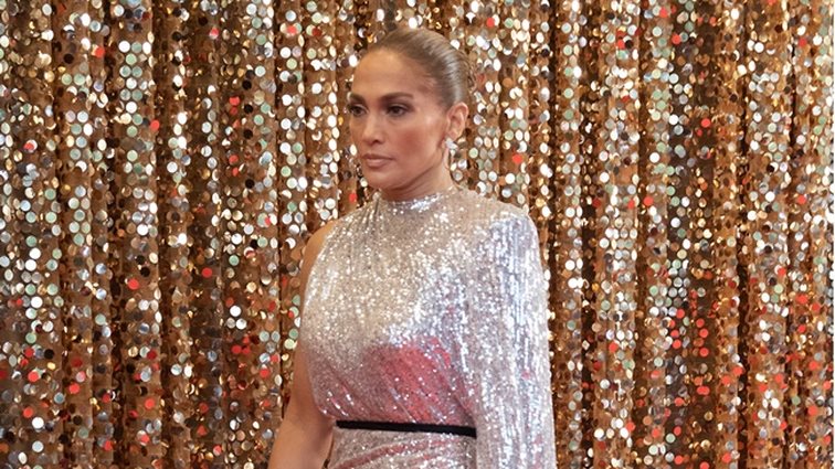 8 μυστικά για τέλεια party looks την περίοδο των Χριστουγέννων