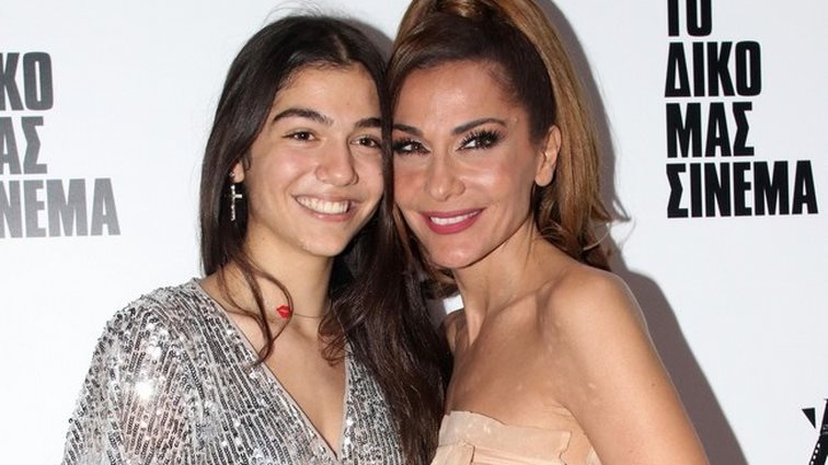 Η Μελίνα Νικολαΐδη σε βραδινή έξοδο στις &quot;Μέλισσες&quot; | Η εμφάνιση της κούκλας κόρης της Δέσποινας Βανδή