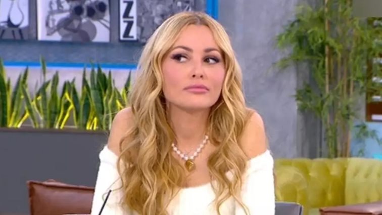 Η αμηχανία της Ελένης Βουλγαράκη με την ατάκα του Λιάγκα για τον Φώτη Ιωαννίδη: &quot;Να βάλω και μια κάμερα στο σπίτι;&quot;