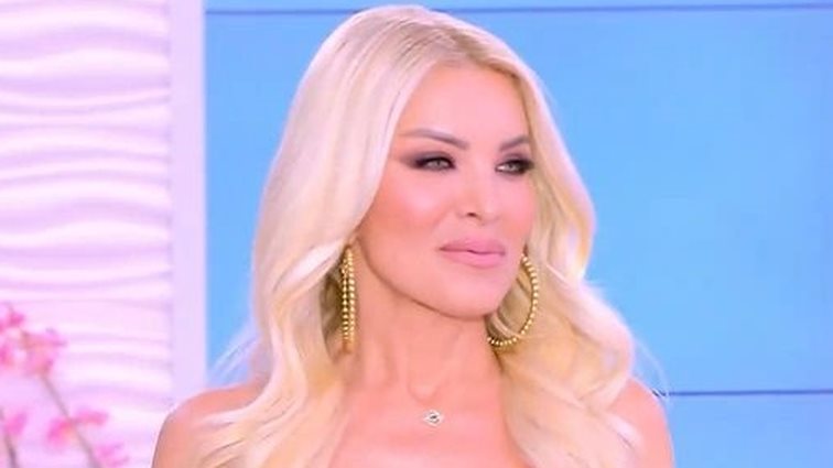 Η Κατερίνα Καινούργιου αποκαλύπτει για τη νέα σχέση της Μαρίας Αντωνά: "Αν είναι αυτός που ακούγεται..."