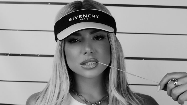 Η Josephine κυκλοφορεί το νέο της hit single, που παρουσίασε στα MAD VMA 2023