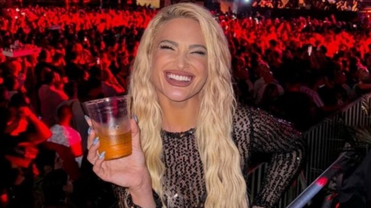 Βραδινή έξοδος για την Ιωάννα Τούνη χωρίς τον γιο της, Πάρη