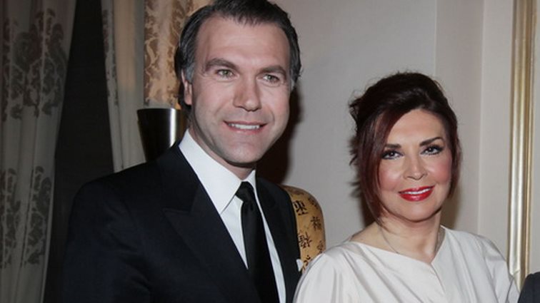 Όταν η Μιμή Ντενίση παντρεύτηκε τον Σωτήρη Πολύζο με παρανυφάκι την 8χρονη κόρη της Μαριτίνα