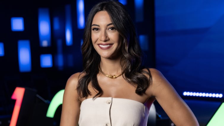 Η Ευγενία Σαμαρά φόρεσε το πιο διάσημο παντελόνι του φθινοπώρου από τη Zara