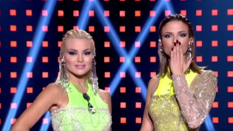 J2US | Κατερίνα Λιόλιου &amp; Αλεξάνδρα Παναγιώταρου ερμήνευσαν Δέσποινα Βανδή - Ποια ήταν η αντίδρασή της;