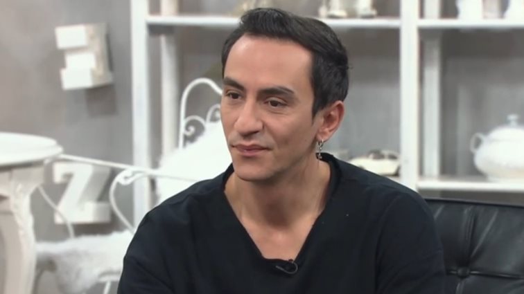 Ο Τόλης Παπαδημητρίου από τη "Μουρμούρα" έχει ένα άγνωστο ρόλο στο "Καλό Μεσημεράκι" - Το πιο δύσκολο σημείο στη συνεργασία με τον Νίκο Μουτσινά