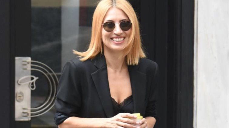 Η Μαρία Ηλιάκη πόζαρε με φουσκωμένη κοιλίτσα!