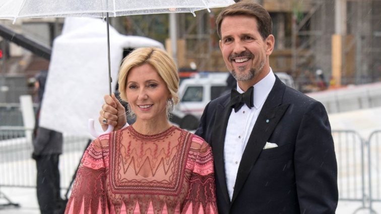 Το διαχρονικό πουκάμισό της Marie Chantal είναι ιδανικό και για το καλοκαίρι