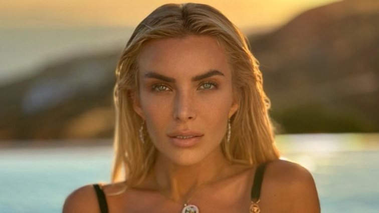 Η Κατερίνα Καινούργιου στην Πάρο με τον νέο της σύντροφο