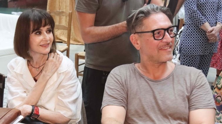 Αιμίλιος Χειλάκης: &quot;Ήμουν ερωτευμένος με την Κάτια Δανδουλάκη, τώρα που παίζω μαζί της είναι τεράστια τιμή&quot;