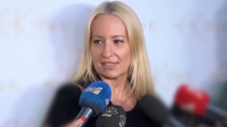 Χείμαρρος η Αφροδίτη Γραμμέλη για το TV Queen: "Εδώ δεν έχουμε παρουσιάστρια σε δύο χρόνια, θα έχουμε σε δύο εβδομάδες;"