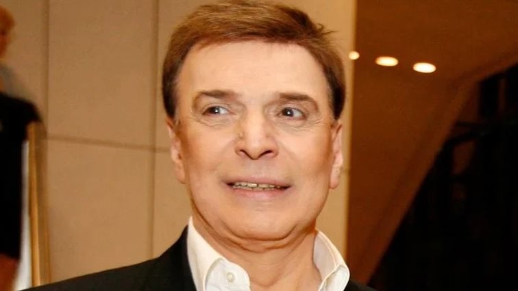 48 χρόνια πριν: Ο Γιώργος Μαρίνος &quot;ζωντανεύει&quot; την Έλλη Λαμπέτη στο ρόλο της &quot;Μπλανς Ντιμπουά&quot;