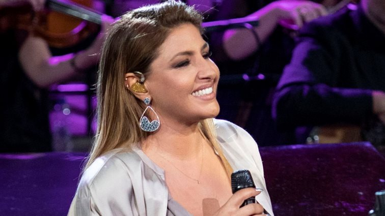 Έλενα Παπαρίζου: &quot;Έχουμε δίκιο και εμείς που κάνουμε τη διαφήμιση, αλλά καταλαβαίνω την άποψη του Γιώργου Νταλάρα&quot;