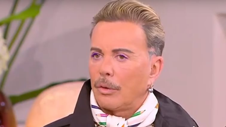 Ο Λάκης Γαβαλάς "αιφνιδίασε" τη Φαίη Σκορδά: "Το έχω περάσει και ξέρω - Όταν έχουμε ευθύνες στη ζωή, πρέπει να συνεχίζουμε"