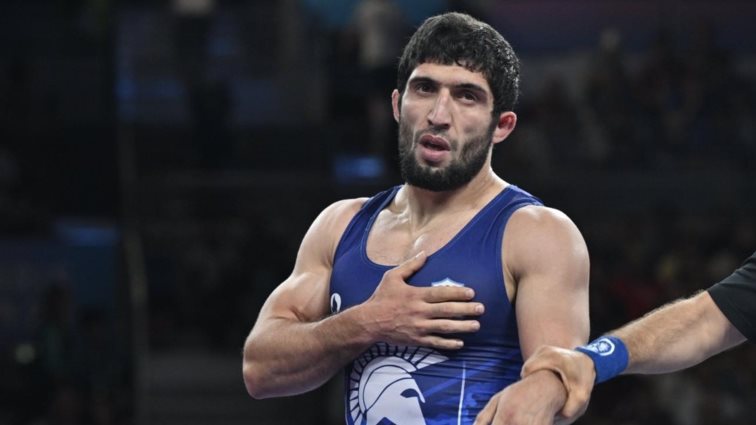 Ολυμπιακοί Αγώνες 2024 | Σαρωτικός ο Κουρουγκλίεφ, νίκησε 10-0 και διεκδικεί μετάλλιο