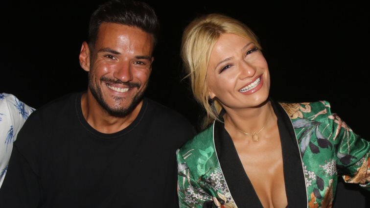 Κώστας Τσουρός: "Εμμονικός θαυμαστής της Φαίης Σκορδά με έψαχνε με μαχαίρι"