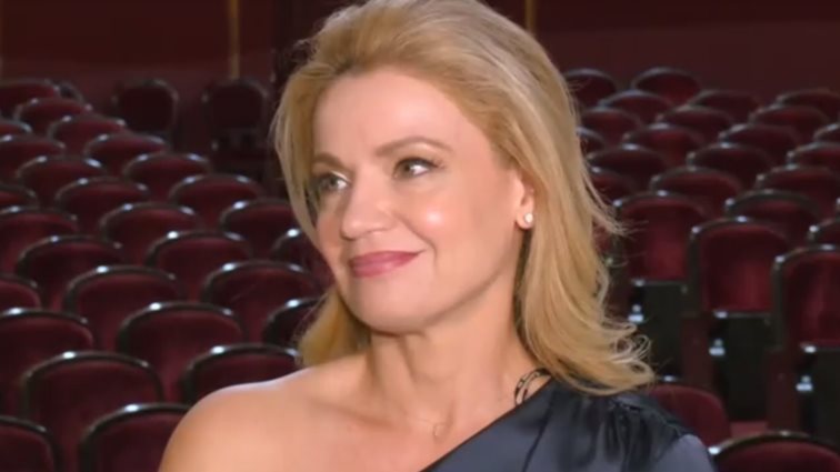 Το μεθυστικό άρωμα που φορά κάθε μέρα η Παναγιώτα Βλαντή έχει ελληνική υπογραφή