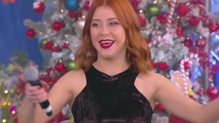 Η Ραΐσα αδειάζει την Άννα Μαρία live στον Μουτσινά!